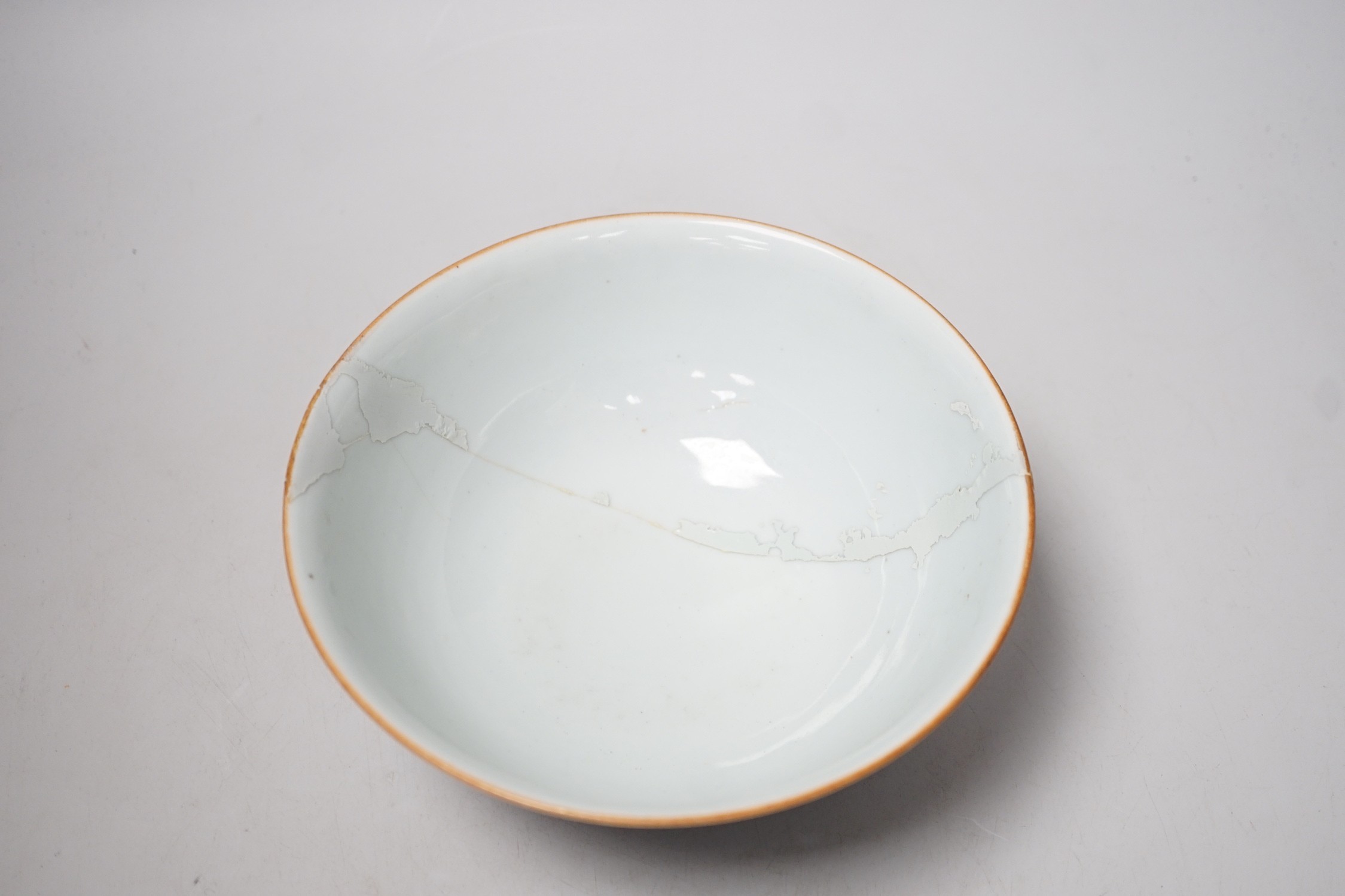 A Chinese famille rose 'eight horses' bowl, early 20th century. 18cm diameter